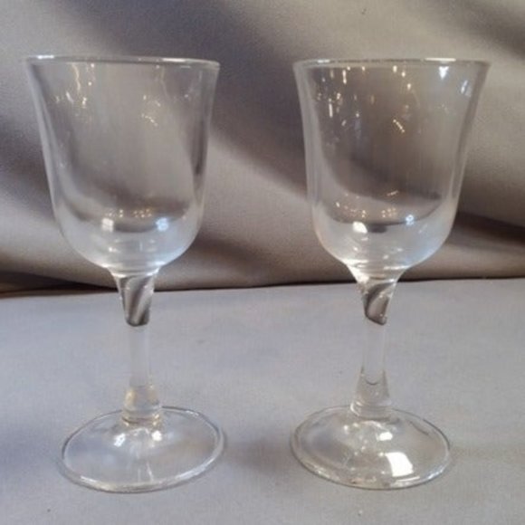 Cristal D'Arque Durand French Cordial Glasses Set of Two 4 & 3/8 Inches (3c3) - Picture 1 of 4